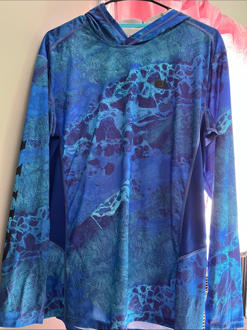 Men's Blue Graphic Hooded Performance Shirt